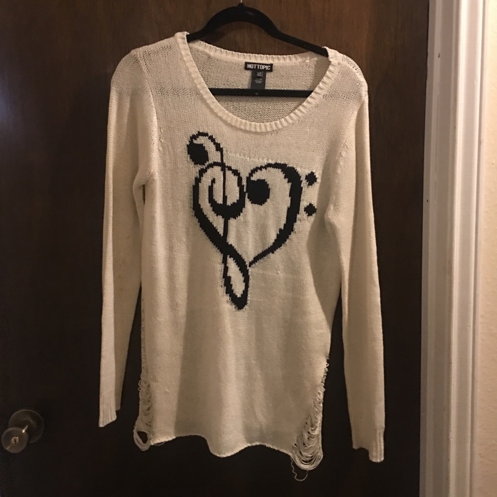 Hot topic heart music note sweater